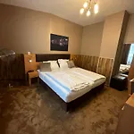 Hotel Expo Frankfurt City Centre